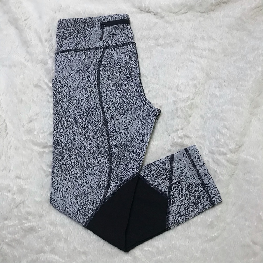 Lululemon Pace Rival Cropped Leggings